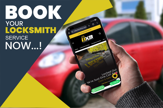 Mobile locksmith van replacing car key in Dubai