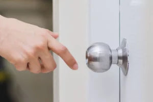 Door opening locksmith Dubai