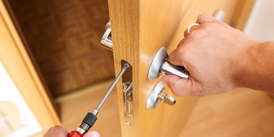 Door opening locksmith in Dubai